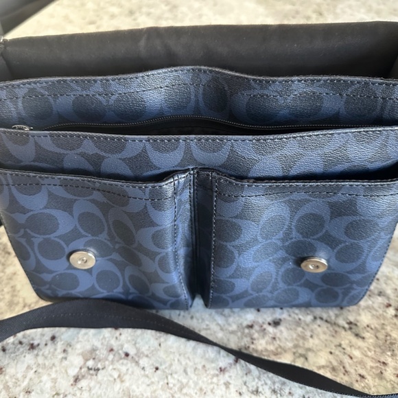 COACH Messenger bag - Picture 9 of 13